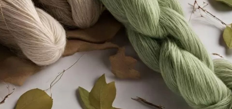 La Magia dei Filati Sostenibili: Storie da Intrecciare 10 filato sostenibile 1