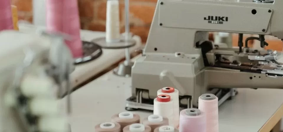 thread sewing machine 1